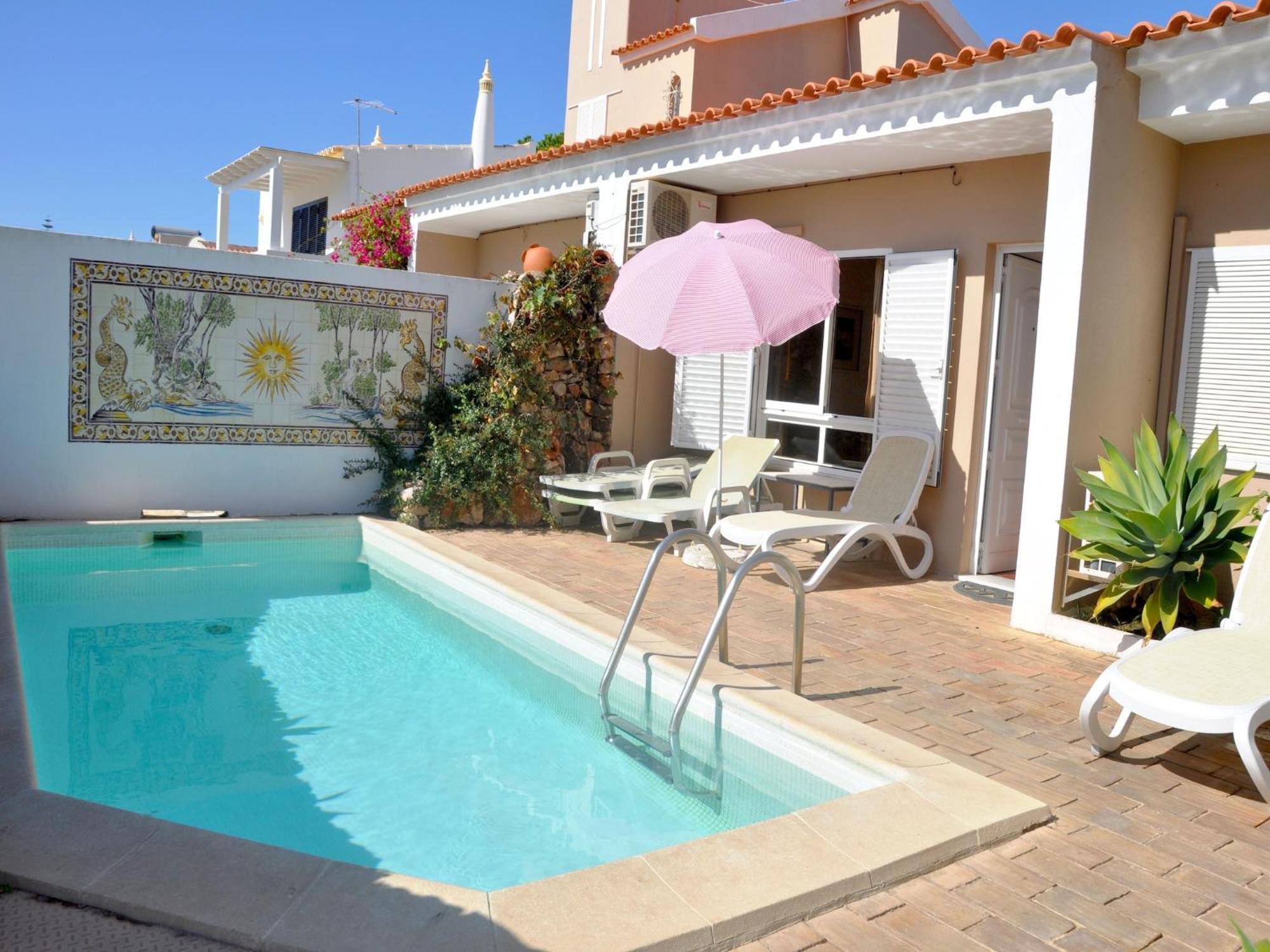 Horacio Villa Is Located Near The Center Of Vilamoura Ngoại thất bức ảnh